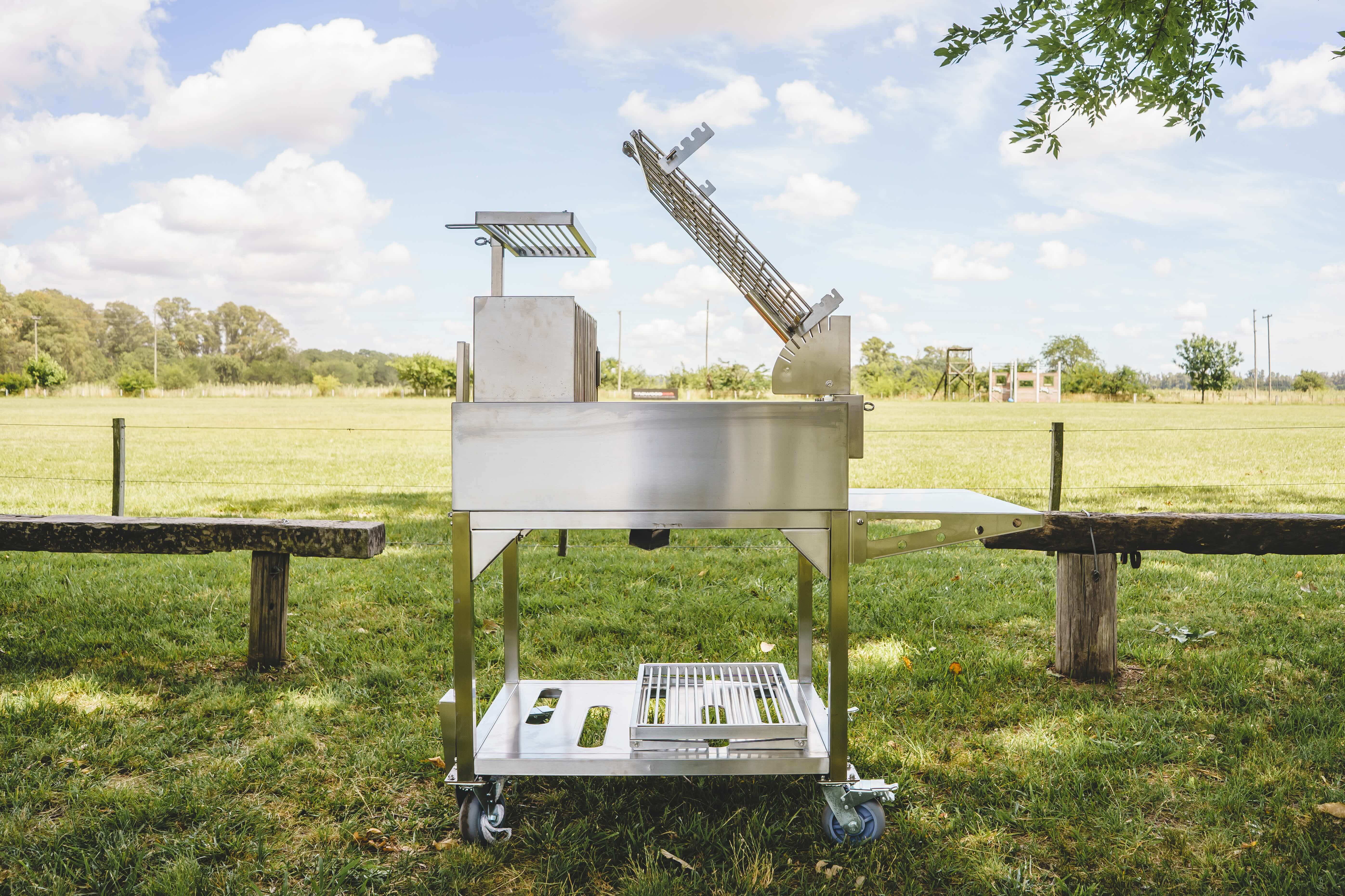 Tagwood BBQ Argentine Clamp Grill with Firebox – BBQ33SS