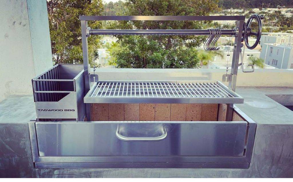 Tagwood BBQ Santa Maria Argentine Wood Fire & Charcoal Gaucho Grill Built-In – 304 Stainless Steel | BBQ05SS