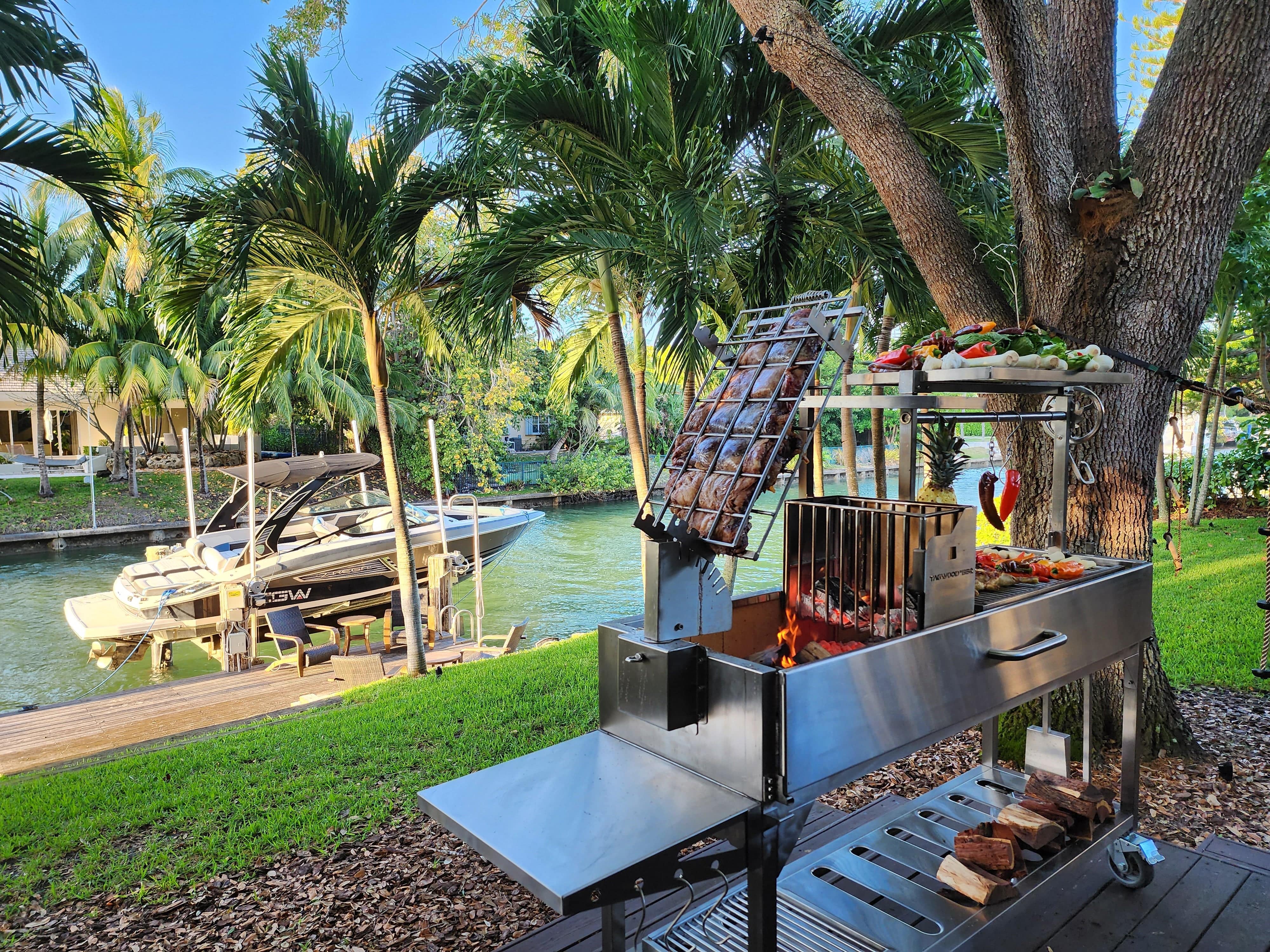Tagwood BBQ06SS Santa Maria Wood & Charcoal Gaucho Grill