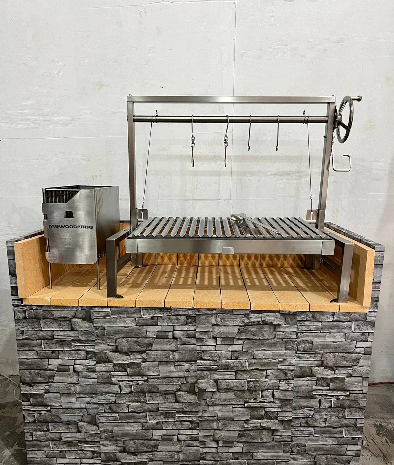 Tagwood BBQ09SS Insert-Style Argentine Santa Maria Gaucho Grill | BBQ09SS