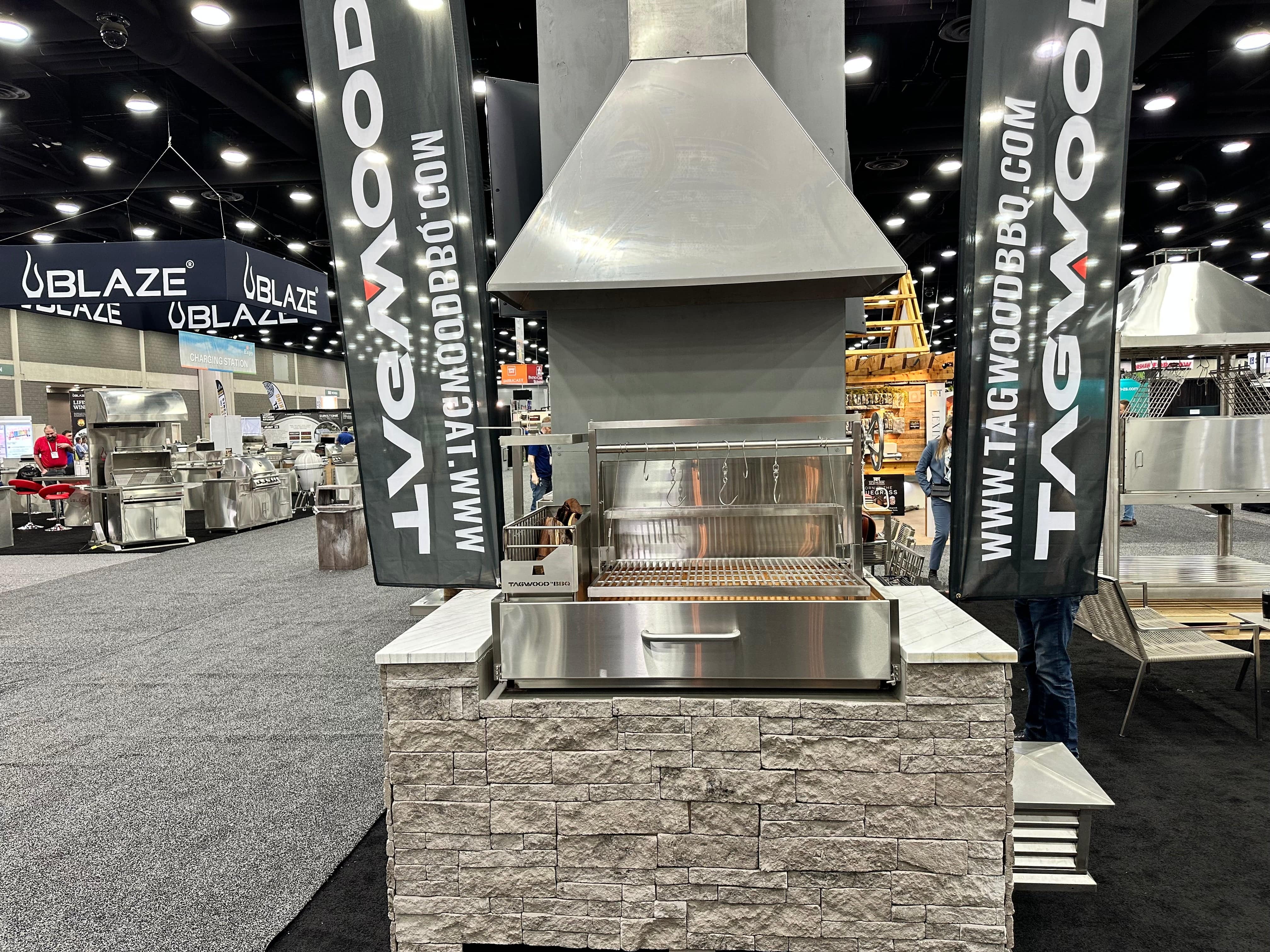 Tagwood BBQ XL Built-In Santa Maria 304 SS Argentine Grill – BBQ25SS