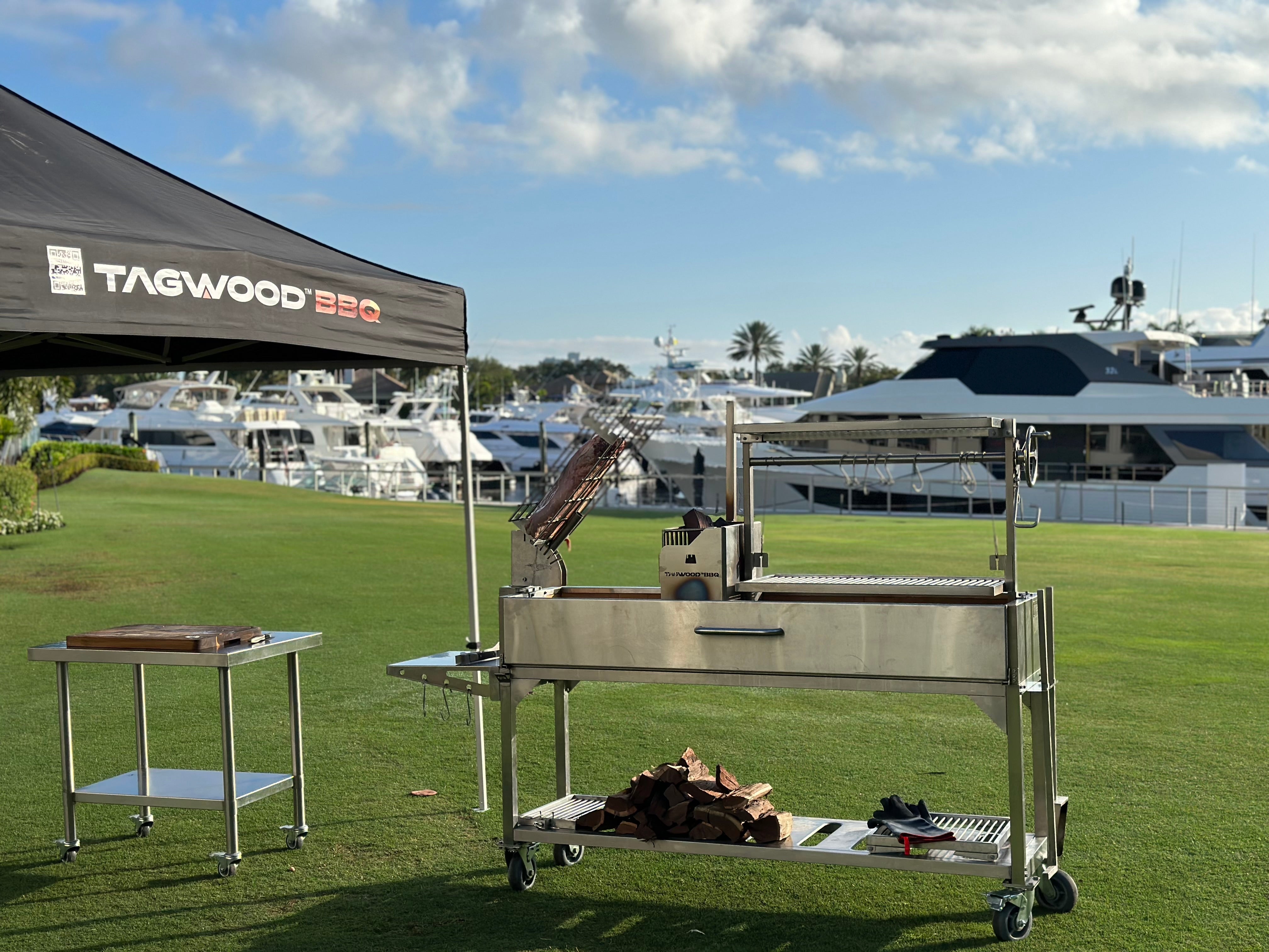 Tagwood BBQ06SS Santa Maria Wood & Charcoal Gaucho Grill