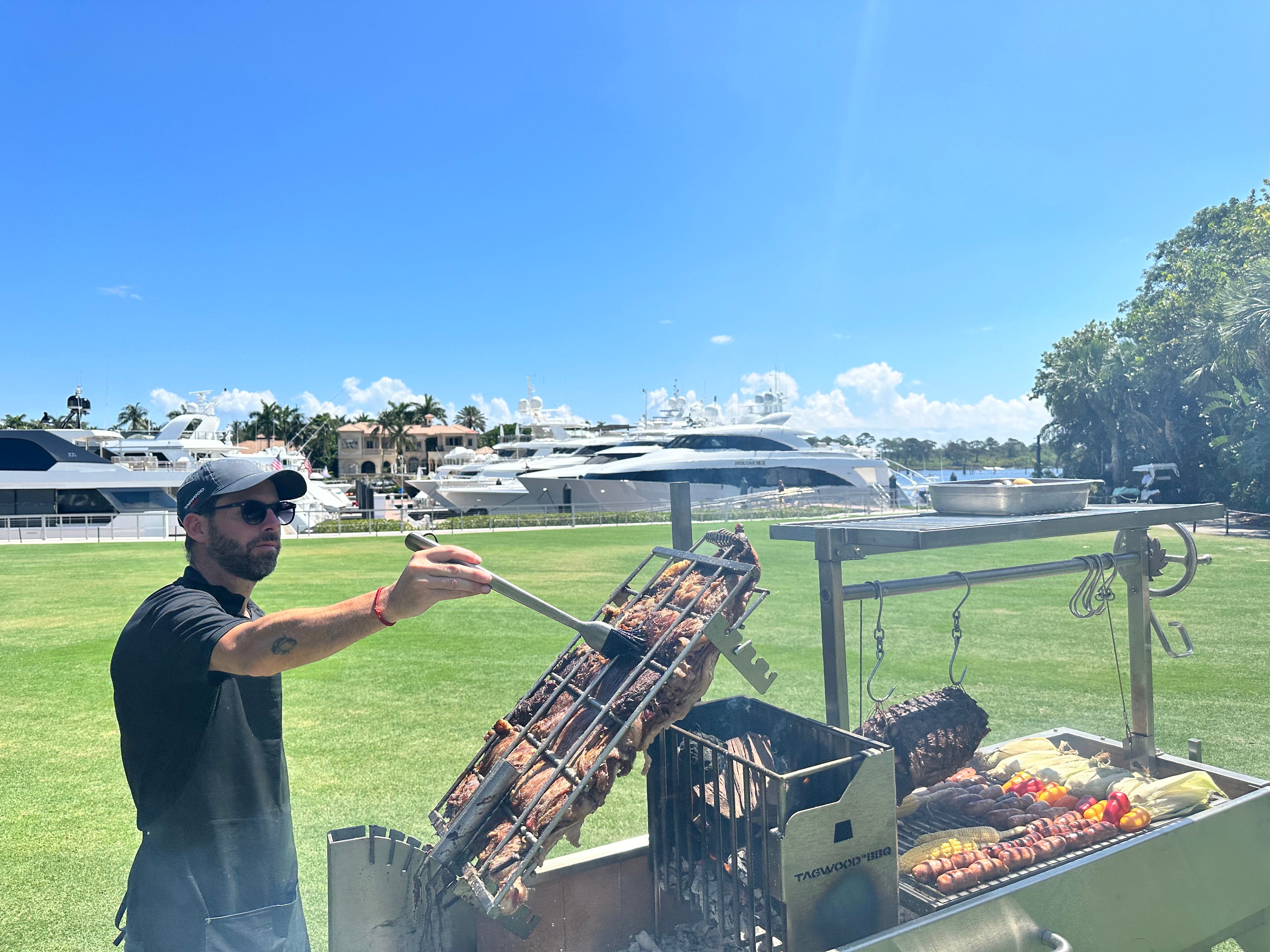 Tagwood BBQ06SS Santa Maria Wood & Charcoal Gaucho Grill