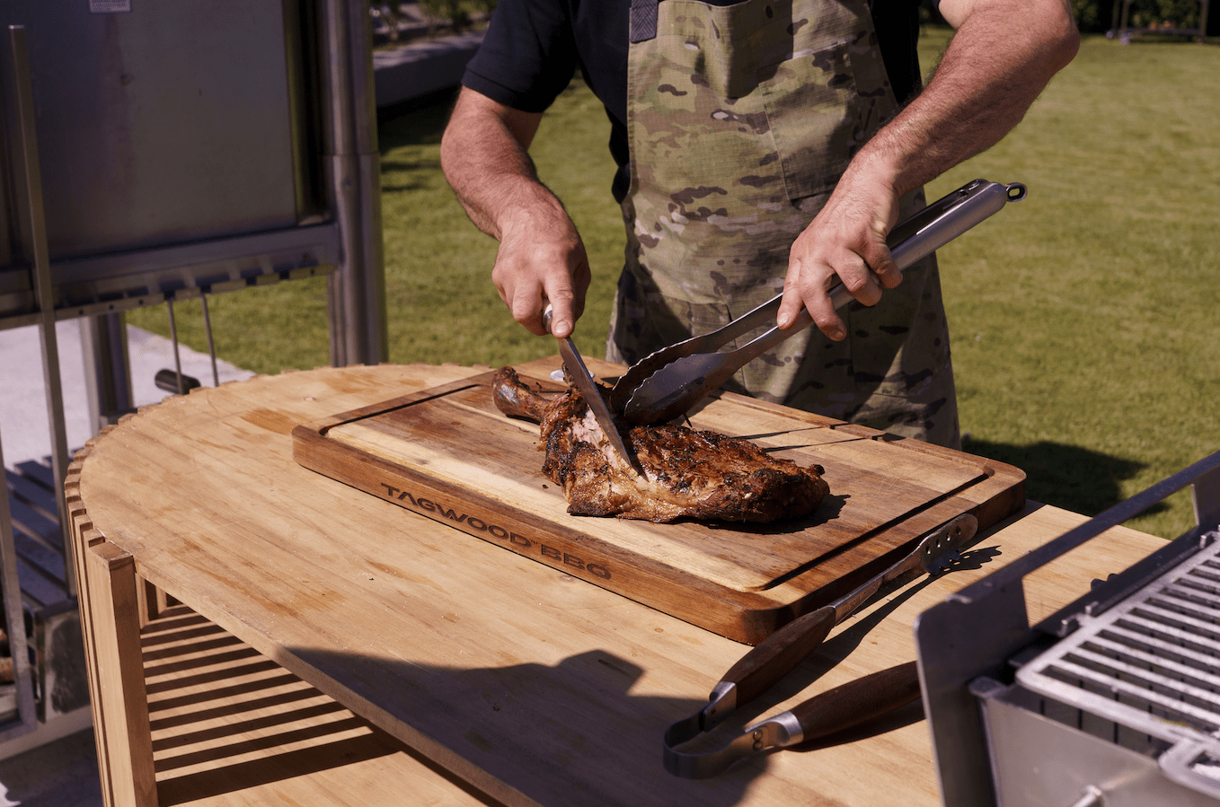 Tagwood BBQ Edge-Grain Acacia Cutting & Carving Board | TAWO05