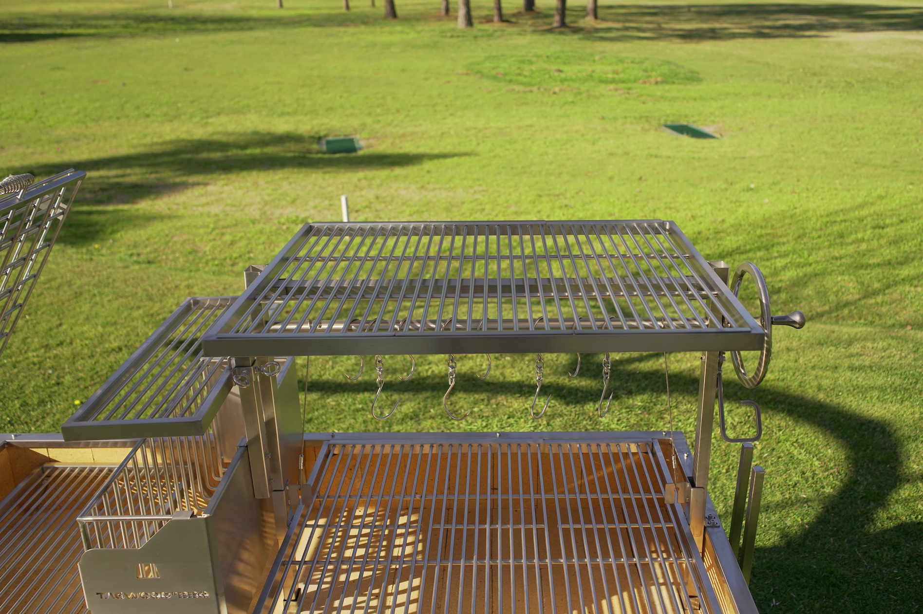 Tagwood BBQ26SS XL Argentine Santa Maria Wood & Charcoal Grill
