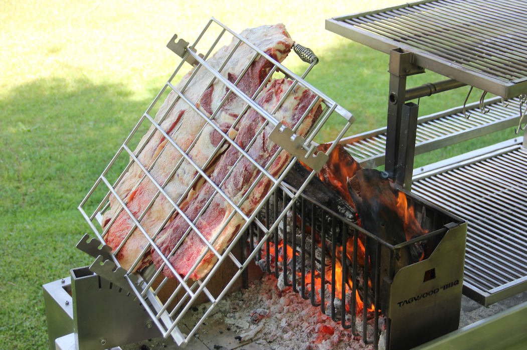 Tagwood BBQ26SS XL Argentine Santa Maria Wood & Charcoal Grill