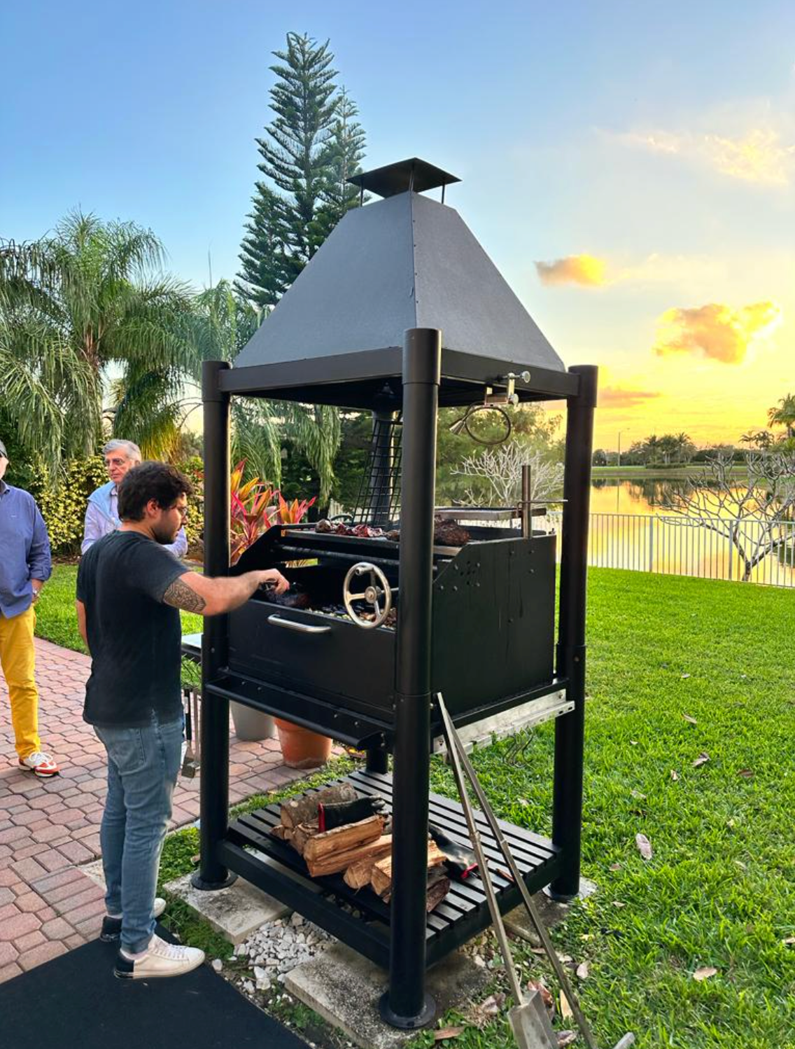 Tagwood BBQ02SIB All-Black Argentine Wood & Charcoal Gaucho Grill – PRE-ORDER
