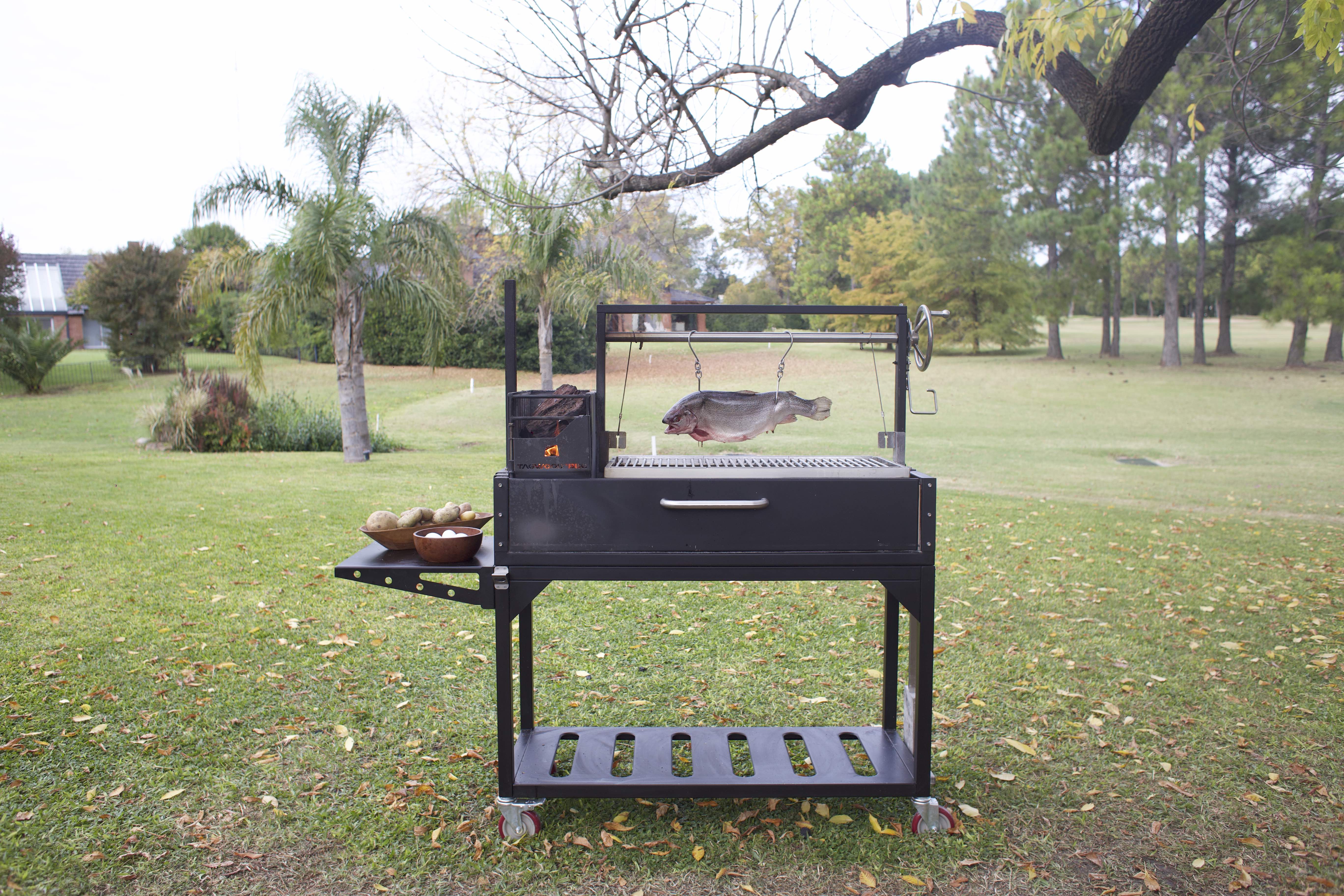Tagwood BBQ03SI Argentine Santa Maria Wood & Charcoal Gaucho Grill