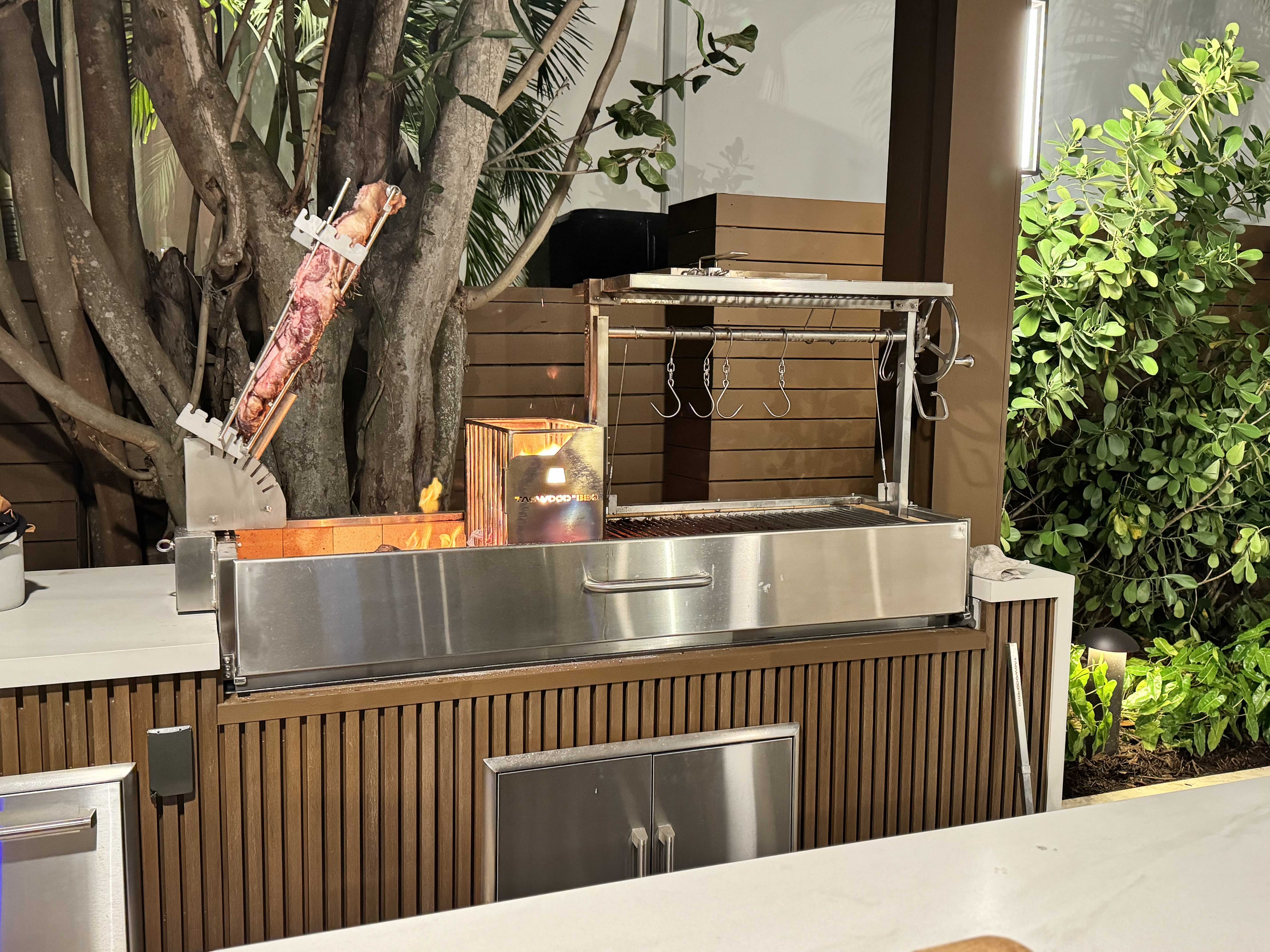Tagwood BBQ08SS Argentine Santa Maria Wood & Charcoal Gaucho Grill